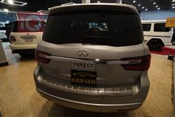 Infiniti QX80